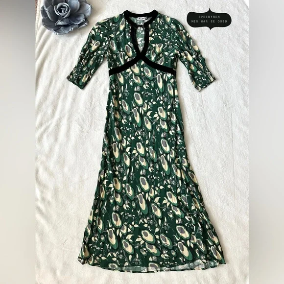 green emerald velvet dress Eleanor Dress Mint Midi